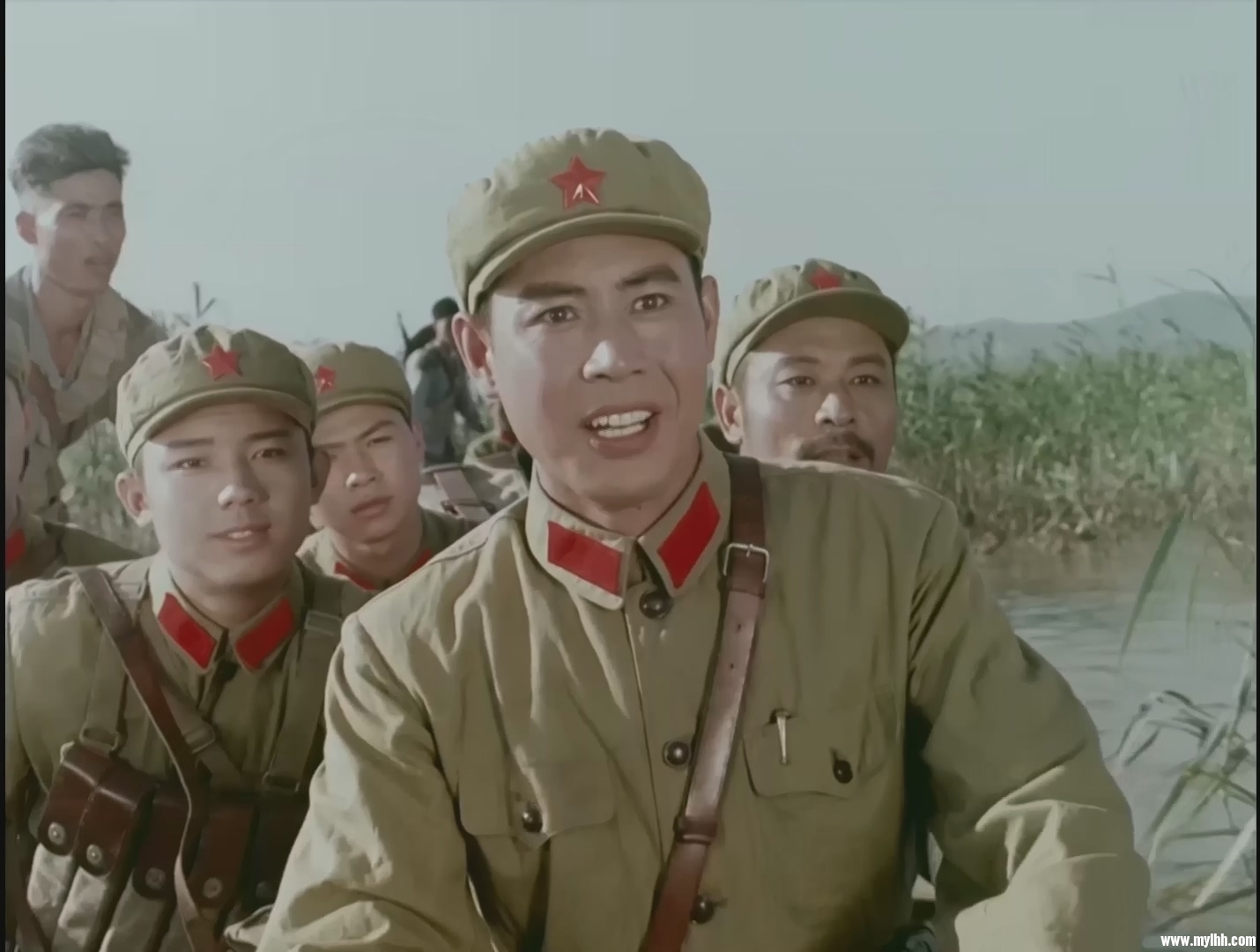 渡江侦察记 1974.mp4_20250111_235749.794.jpg